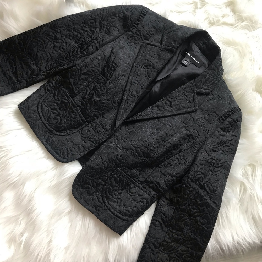 Beautiful Club Monaco Cropped Blazer ♠️